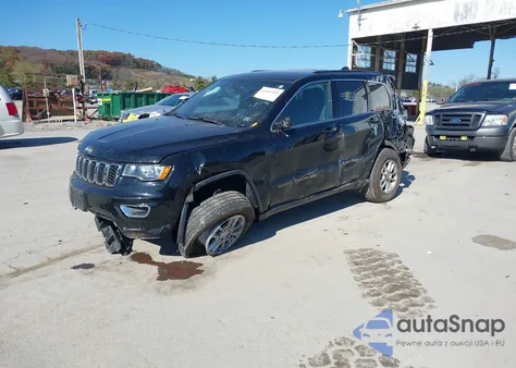 2019 Jeep Grand Cherokee Laredo 4X4 z USA, uszkodzony, nr VIN 1C4RJFAG6KC683925